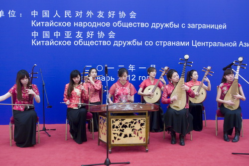 Китай и страны Центральной Азии отмечают 20-ю годовщину установления дипотношений